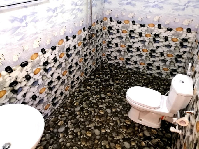 Bathroom 2, Mars Wonderland View, Ella