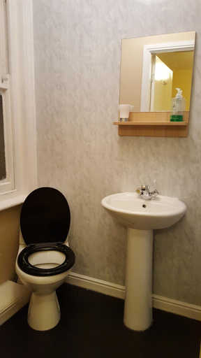 Bathroom, The Locomotion Hotel, Stockton-on-Tees