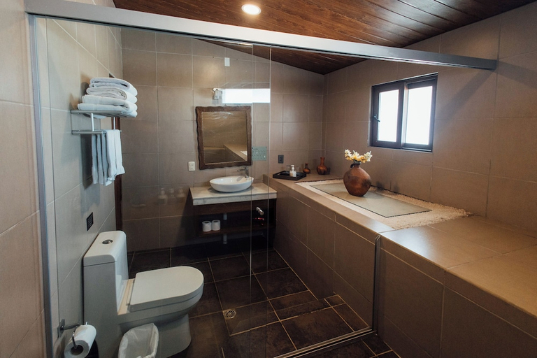 Bathroom 4, HOTEL DE SAL LUNA SALADA, Antonio Quijarro