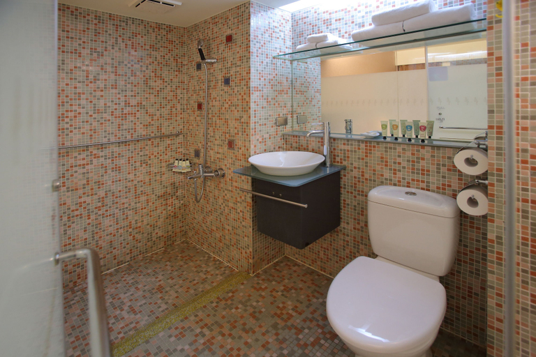 Bathroom 4, In One City Inn, Taichung