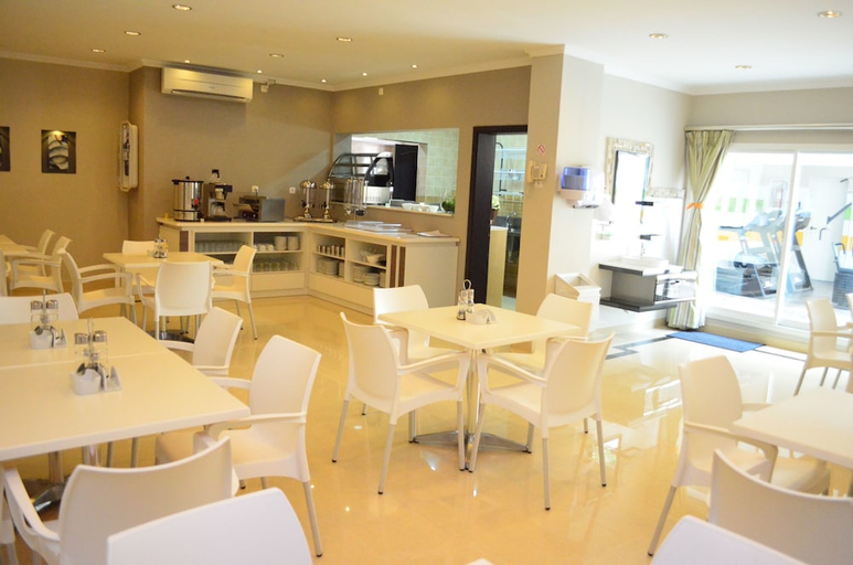 Food & Drinks 4, Residential Primavera, Nampula