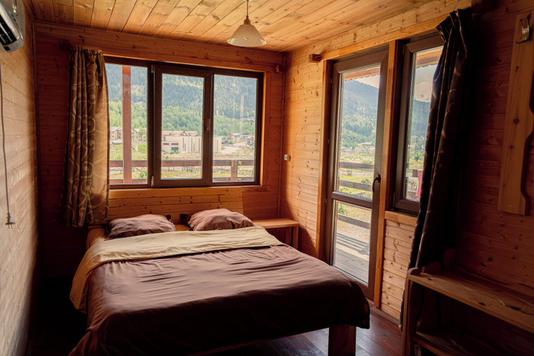 Room 5, Guesthouse Tinatine, Mestia
