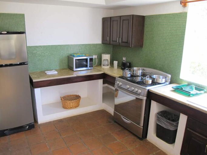 Others 5, Bahia del Sol Villas & Condominiums, Tola