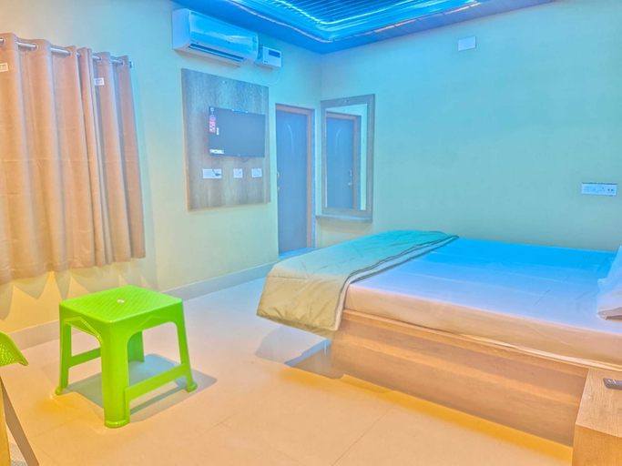 Room 4, Acharya Residency, Puri