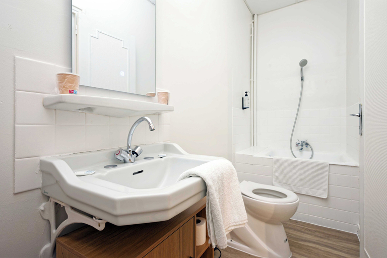 Bathroom 5, Hôtel en Ville, Saône-et-Loire