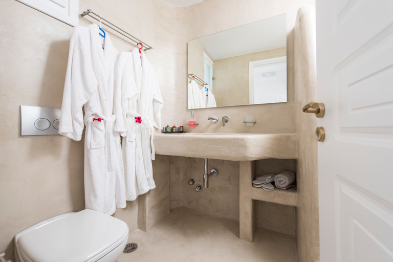 Bathroom 3, Cycladic Islands Hotel, South Aegean