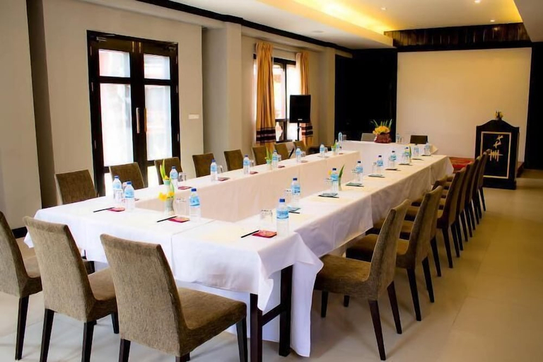 Food & Drinks 3, Haven Resort, Dopshari