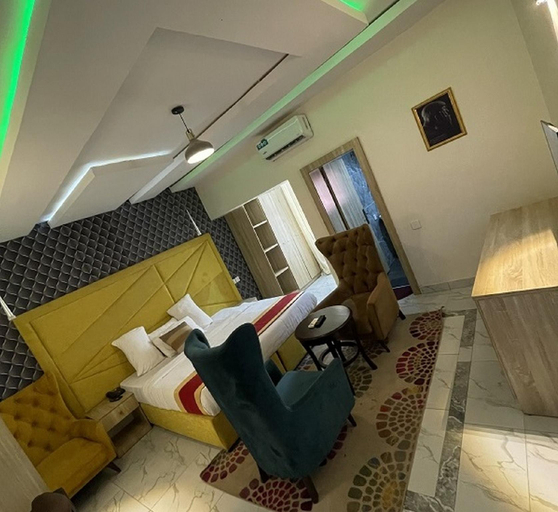 Others 3, ROYAL PARAGON HOTEL, Obio/Akp