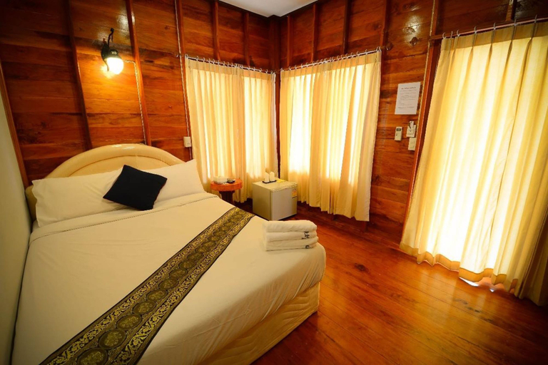 Bedroom, Baanchaylay Resort, Khanom