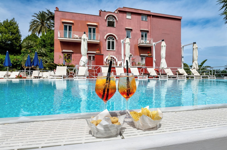 Exterior & Views, Hotel Palatium Mari, Napoli