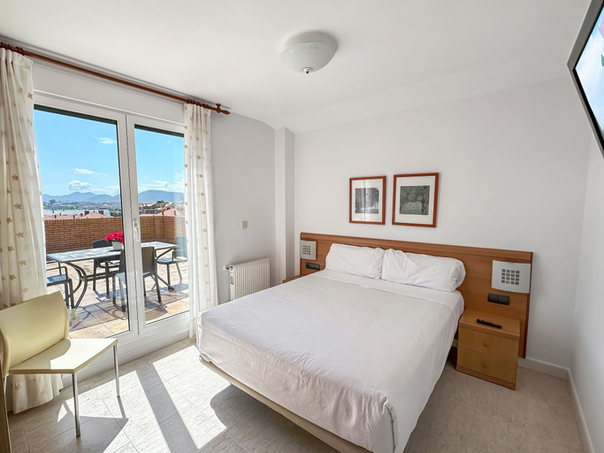 Bedroom 3, Apartamentos Solamaza, Cantabria