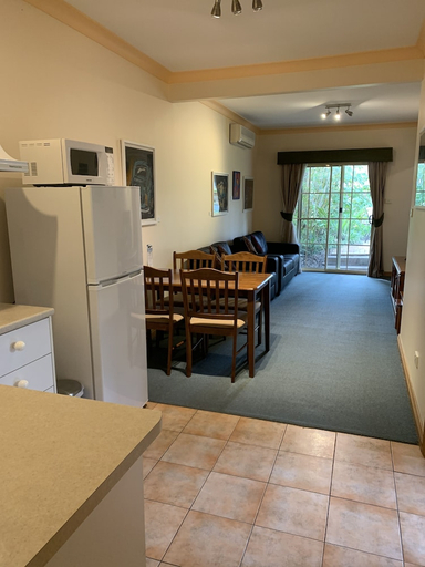 Others 5, ULLADULLA GUEST HOUSE, Shoalhaven - Pt B