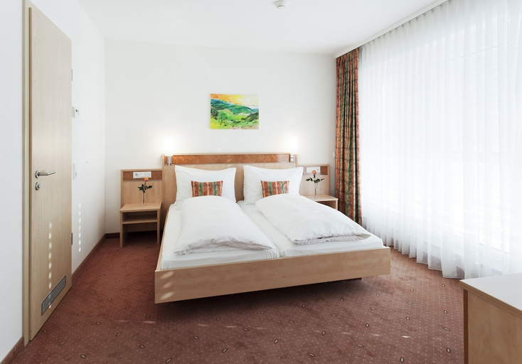 Others 2, Best Hotel Zeller, Augsburg