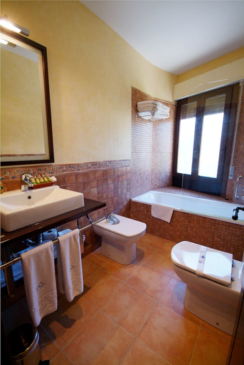 Bathroom 5, Ardales, Málaga