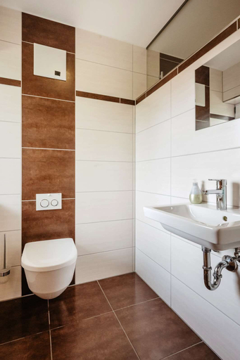 Bathroom 5, Vitalhotel Garni Vier Jahreszeiten, Passau