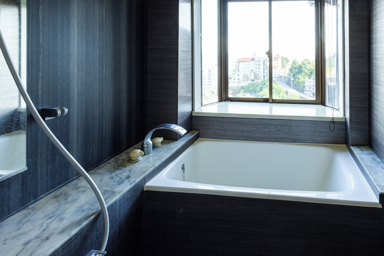 Bathroom, Atagawa Prince Hotel, Higashiizu