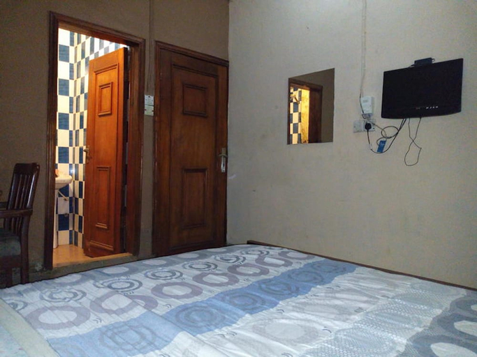Bedroom 1, Holla-Jobi Guest House, Oshodi/Isolo
