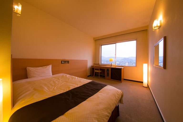 Bedroom 2, Tresta Shirayama, Miki