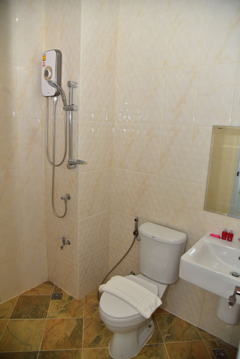 Bathroom, Ploy's Pearl Hotel, Muang Surat Thani