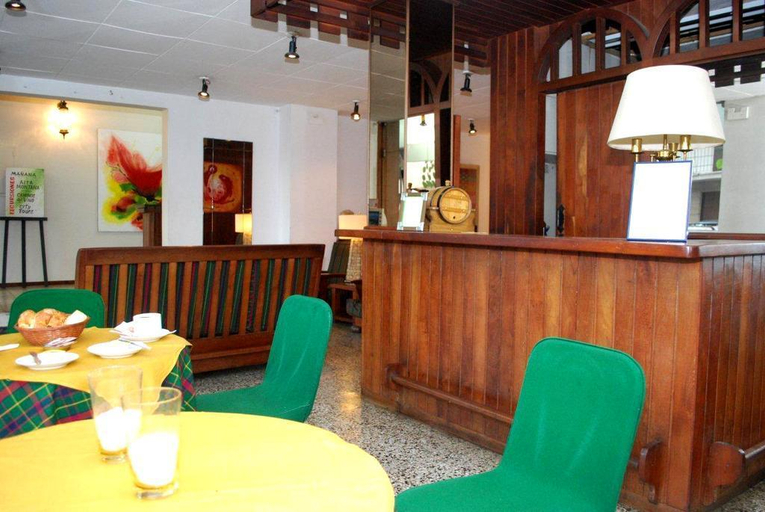 Others 4, Laerte Hotel Mendoza, Capital