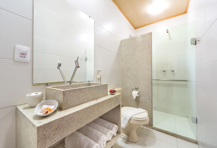 Bathroom 3, Quinta do Sol Lite Hotel, Porto Seguro