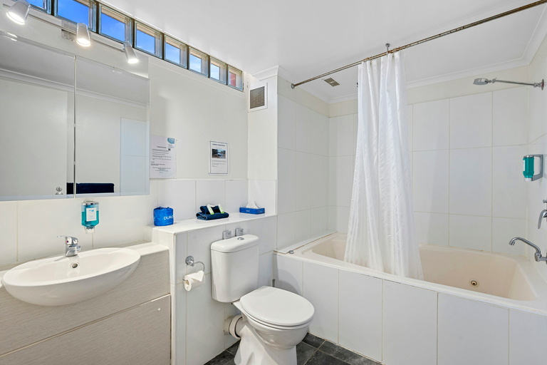 Bathroom 3, The River Boat Hotel - Echuca, Campaspe - Echuca