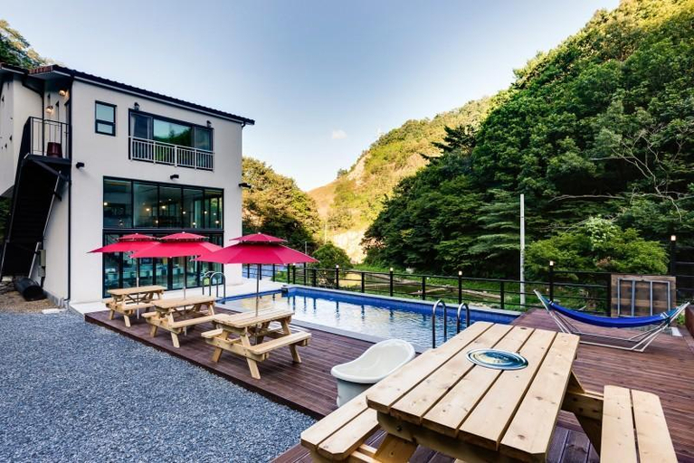 Exterior & Views 1, Gyeongju The May Pension, Gyeongju