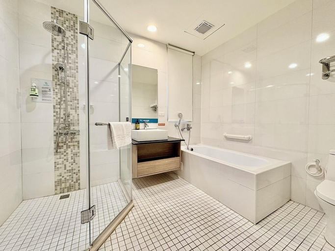 Bathroom 3, Fu Pin Hotel, Hualien