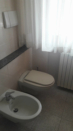 Bathroom 3, Hotel Perugini, Rimini