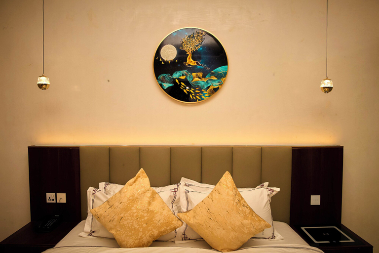Room 5, Treal Hotels & Suites, Abeokuta South