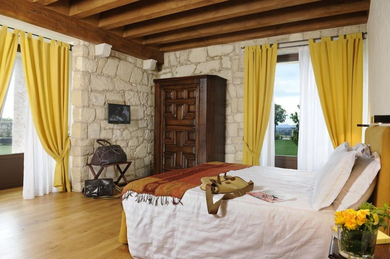 Bedroom 4, Delser, Verona