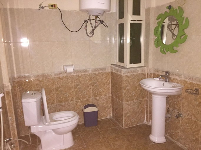 Bathroom 3, Melala Addis Bed & Breakfast, Addis Abeba