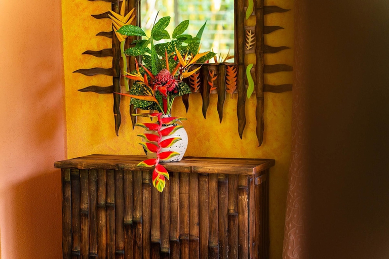 Food & Drinks 5, Heliconia Island, Sarapiquí