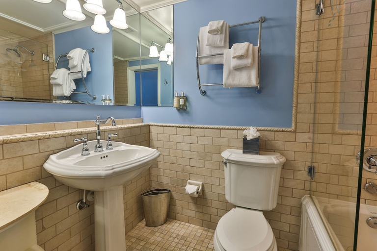 Bathroom 4, Charleston Harbor Resort & Marina, Berkeley