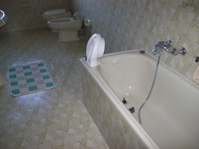 Bathroom 3, Deltamartini, Trapani