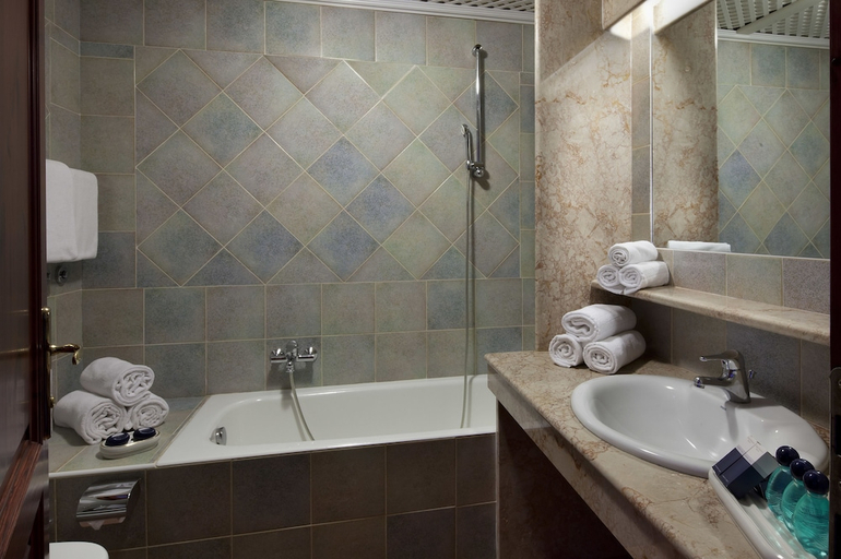 Bathroom, Residence Sos Alinos, Nuoro