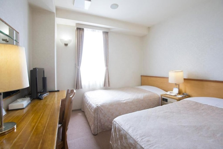 Bedroom 2, Tetoranze Makuhari Inagekaigan Hotel, Chiba