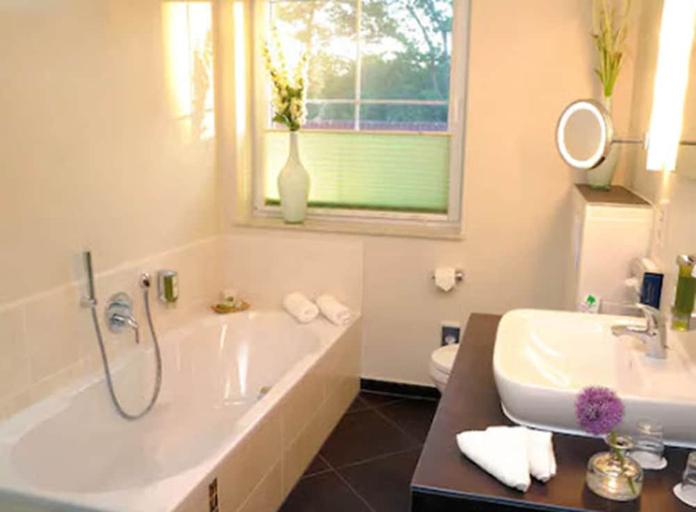 Bathroom 4, Kur- & Wellness Haus Spree Balance, Spree-Neiße