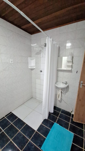 Bathroom, Chalet da Bela Vista, Itambaracá