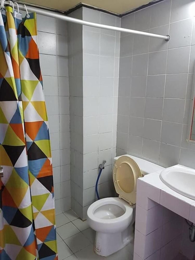Bathroom 4, Pattha Hotel, Muang Prachin Buri