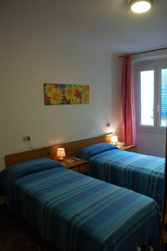 Bedroom 2, Hotel Major Genova, Genova