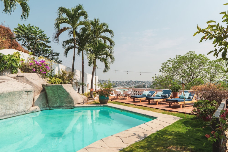 Others 5, NAZU HOUSE, Guayaquil