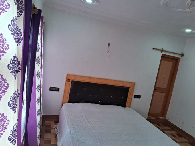 Room 3, Guest Nest, Srinagar