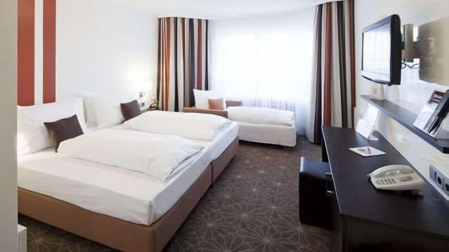 Others 3, Best Hotel Zeller, Augsburg