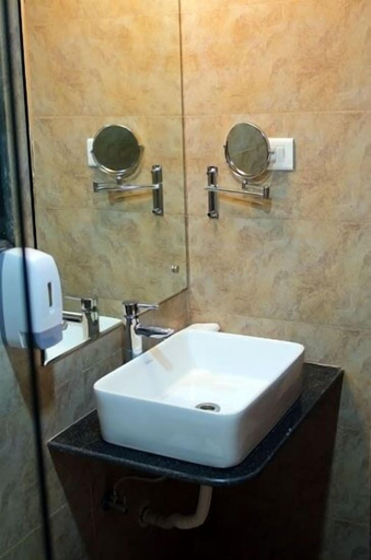 Bathroom 3, The Haven Serviced Residences, Pune