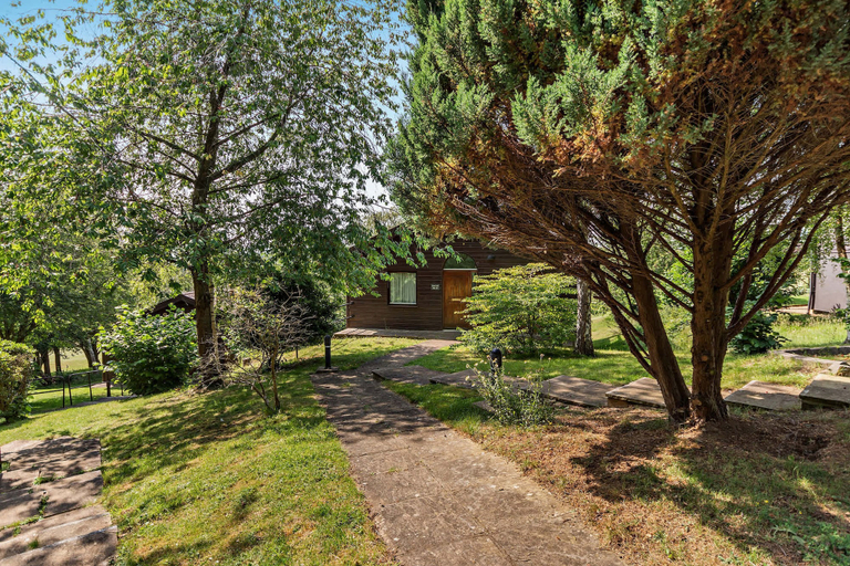 Room 4, Host Stay 12 Belton Woods, Lincolnshire