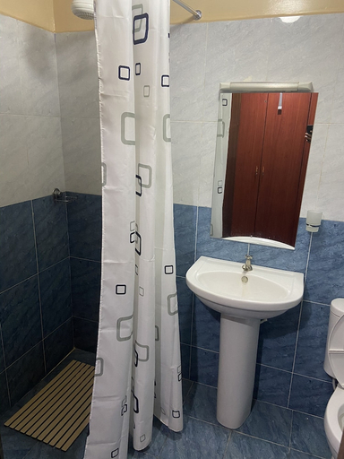 Bathroom 4, Milimani Serviced Apartments, Nakuru Town East
