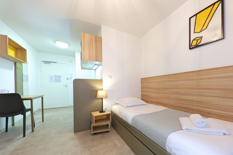Bedroom 3, Apparteo Dijon, Côte-d'Or