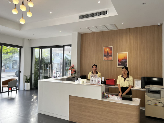 Public Area 4, 35 Bow Hotel & Complex, Bang Plad