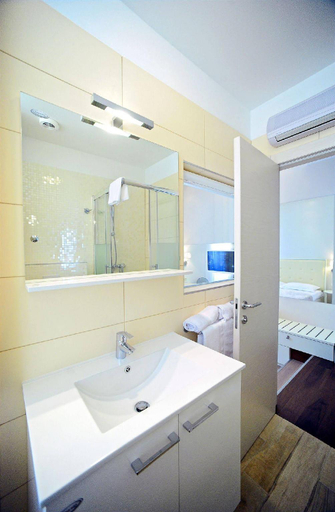 Bathroom 3, Marmont City Rooms, Split